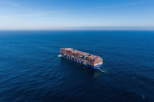 純電池海運的“破壁行動”:如何用雙清包稅專線打通歐美日韓任督二脈?-鑫漢物流